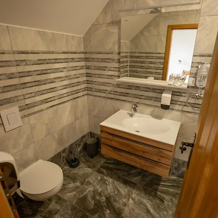 Anivina - 3* Ivanjkovci