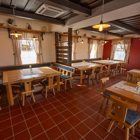 Konukevi Anivina - 3*